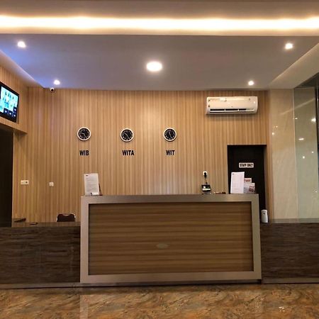 Bantaeng Kirei Hotel מראה חיצוני תמונה