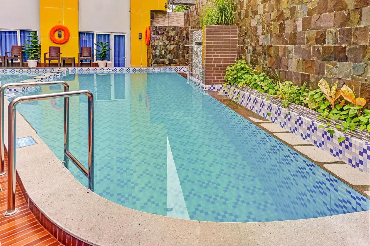 Bantaeng Kirei Hotel מראה חיצוני תמונה
