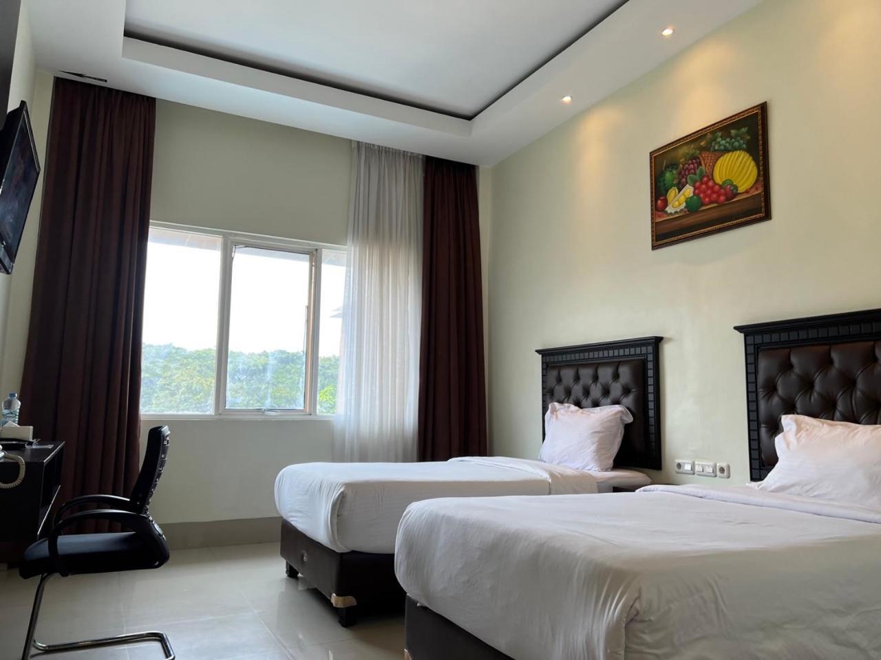 Bantaeng Kirei Hotel מראה חיצוני תמונה
