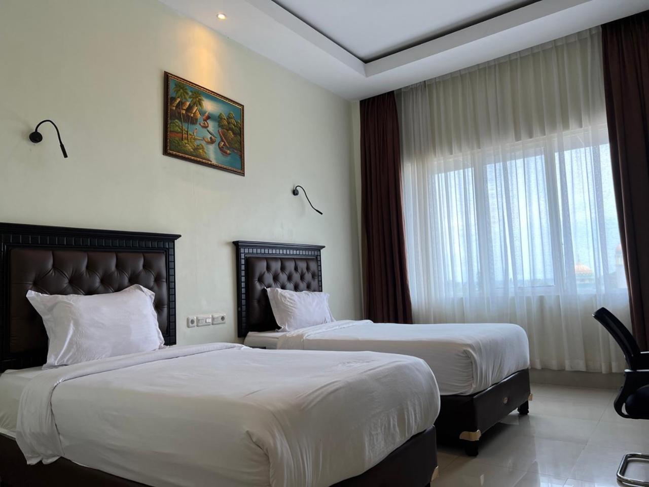 Bantaeng Kirei Hotel מראה חיצוני תמונה
