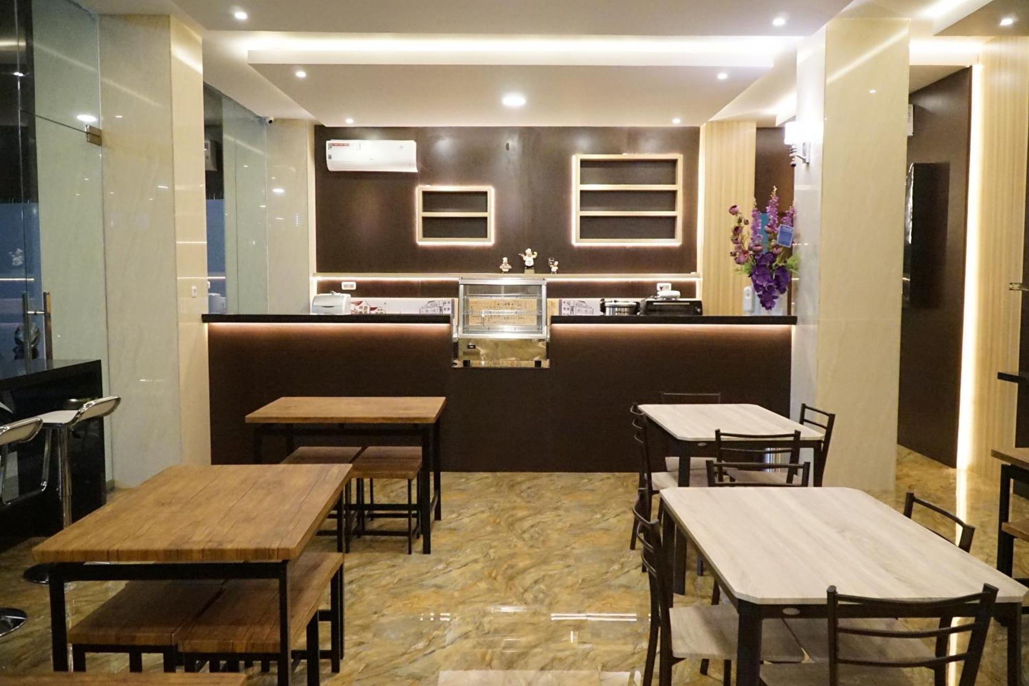 Bantaeng Kirei Hotel מראה חיצוני תמונה