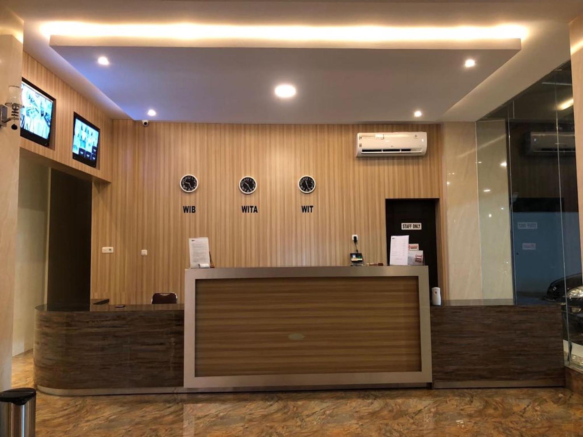 Bantaeng Kirei Hotel מראה חיצוני תמונה