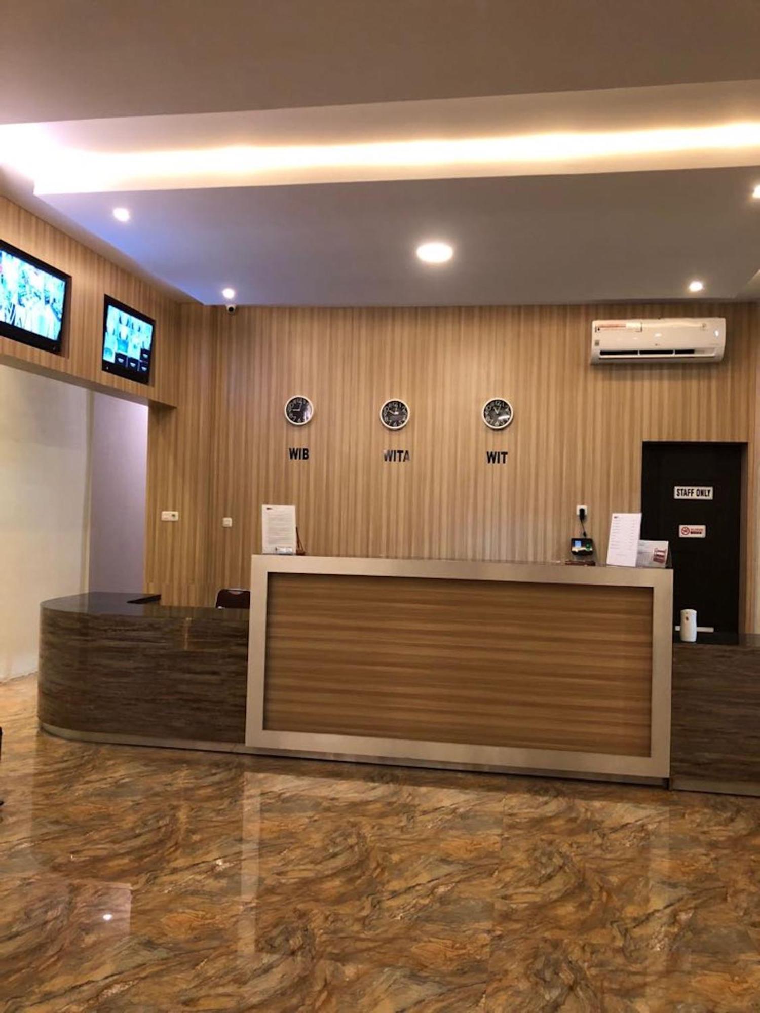 Bantaeng Kirei Hotel מראה חיצוני תמונה