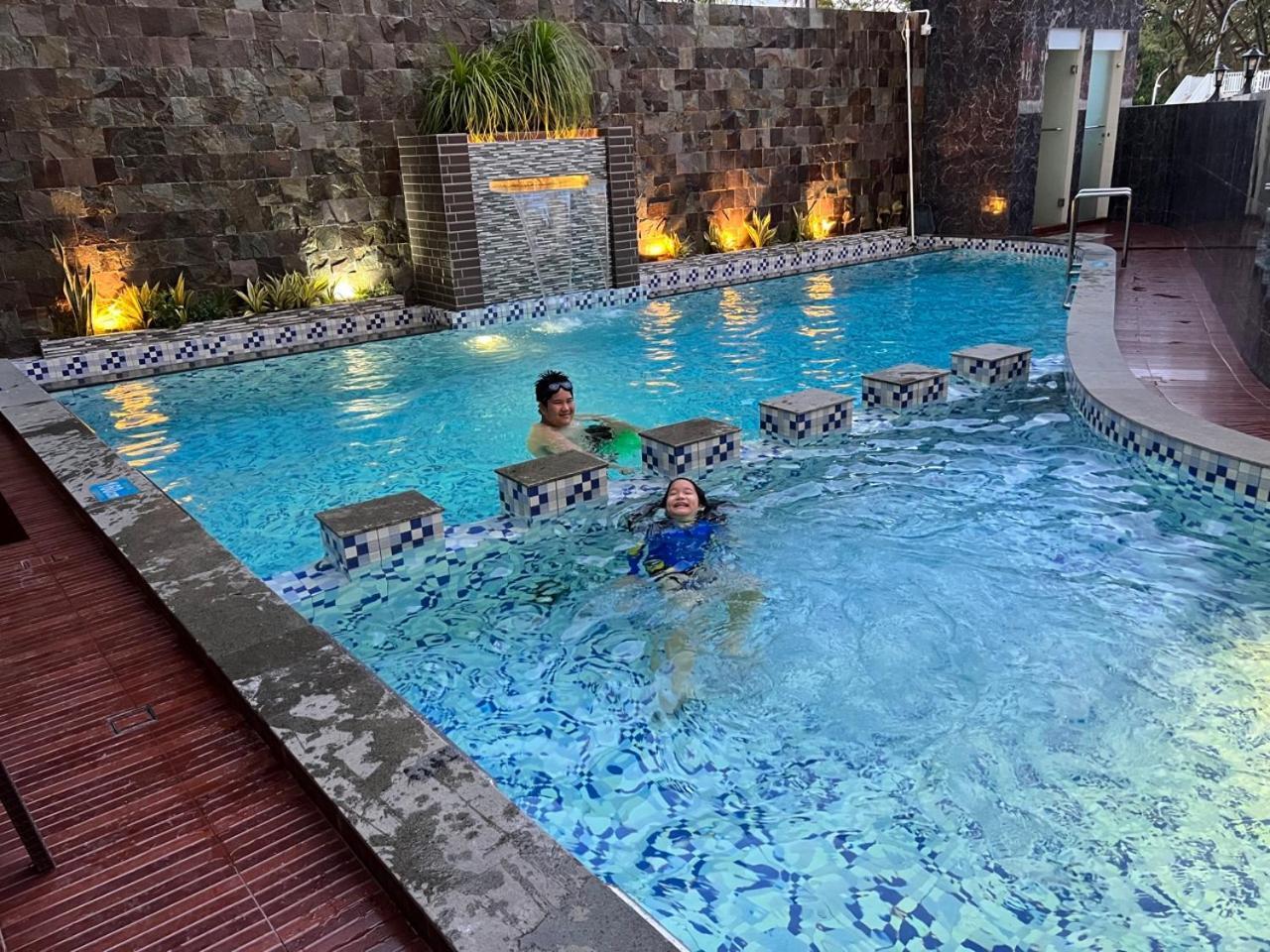 Bantaeng Kirei Hotel מראה חיצוני תמונה